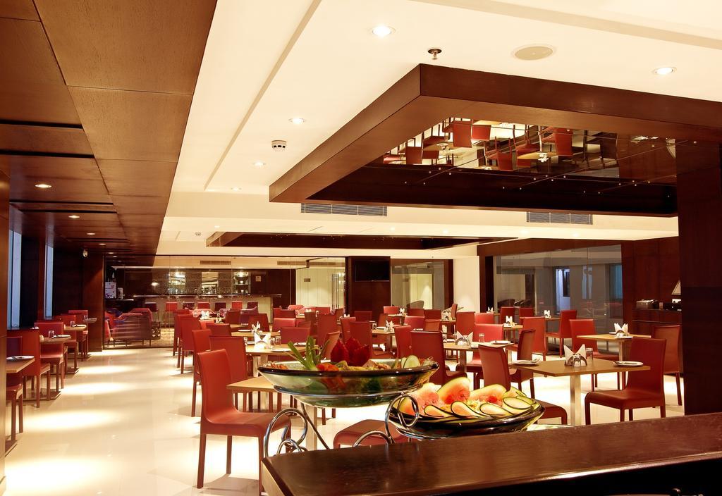 Citrus Hotel Bhiwadi Buitenkant foto
