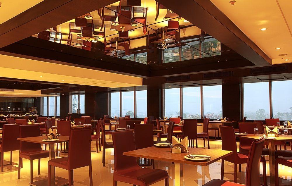 Citrus Hotel Bhiwadi Buitenkant foto