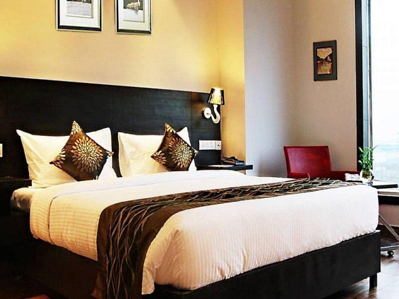 Citrus Hotel Bhiwadi Buitenkant foto